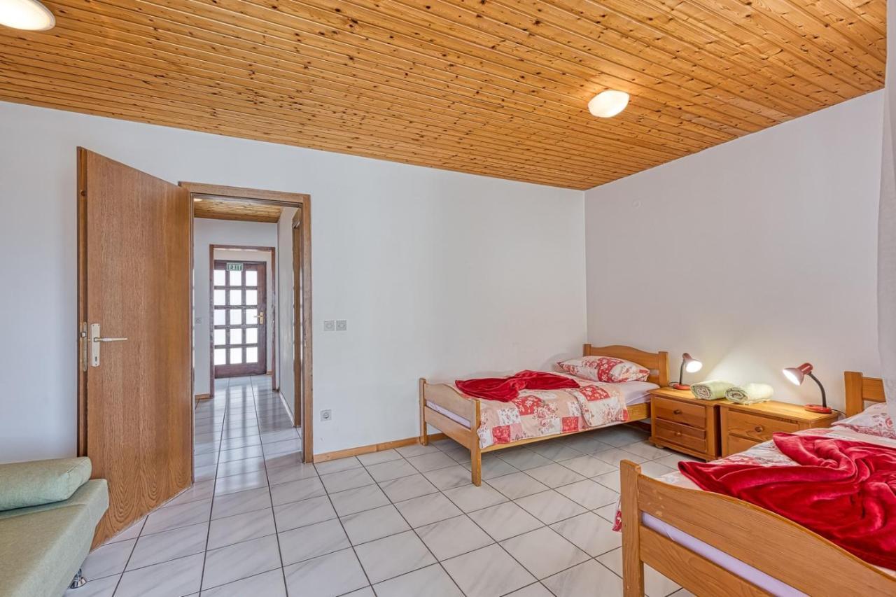 Apartments Kiki Spada ポレッチ エクステリア 写真