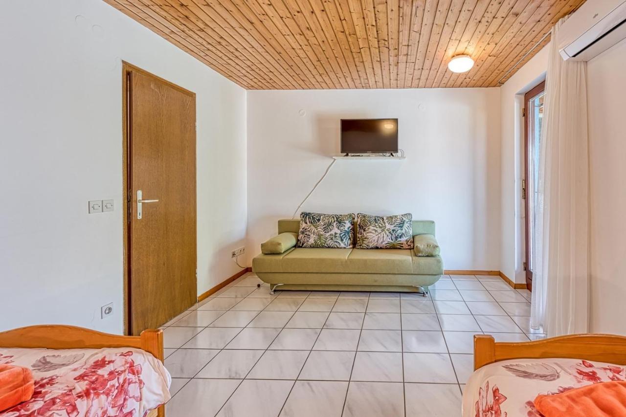 Apartments Kiki Spada ポレッチ エクステリア 写真