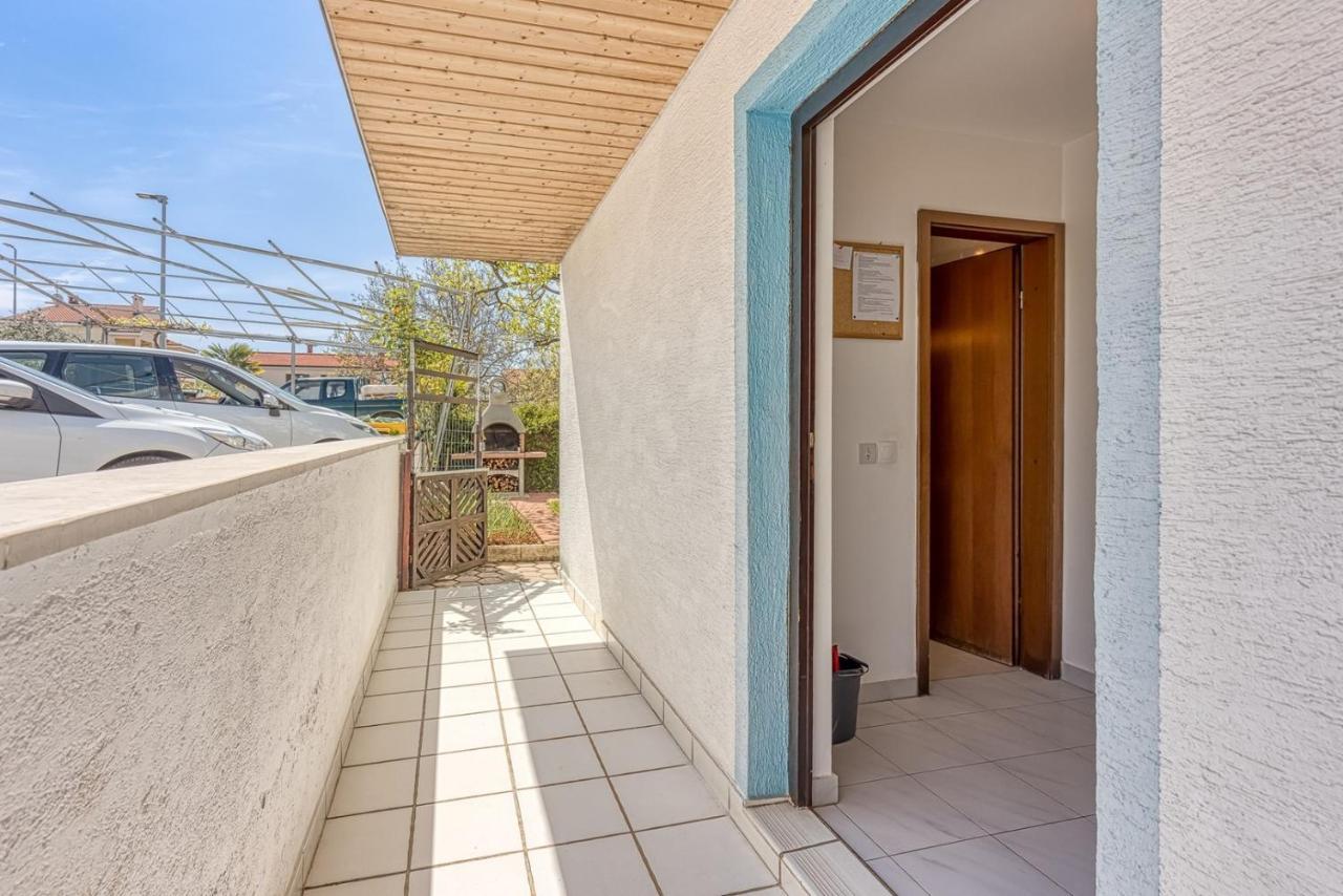 Apartments Kiki Spada ポレッチ エクステリア 写真