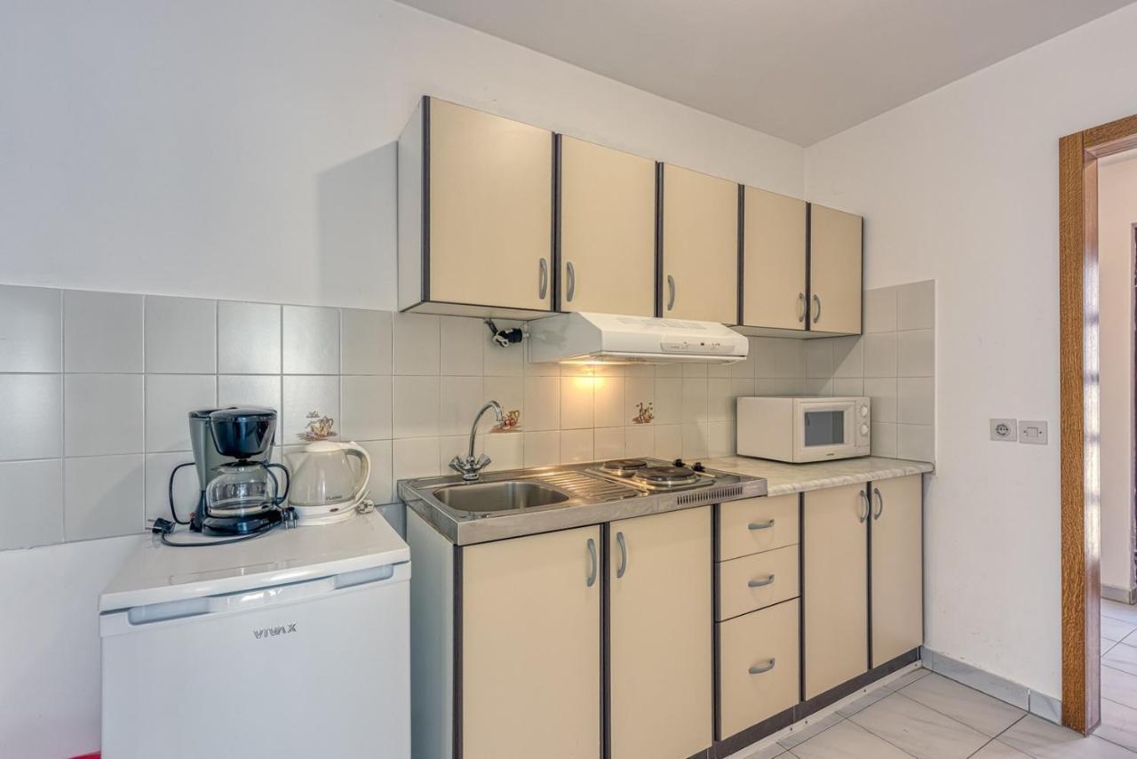 Apartments Kiki Spada ポレッチ エクステリア 写真
